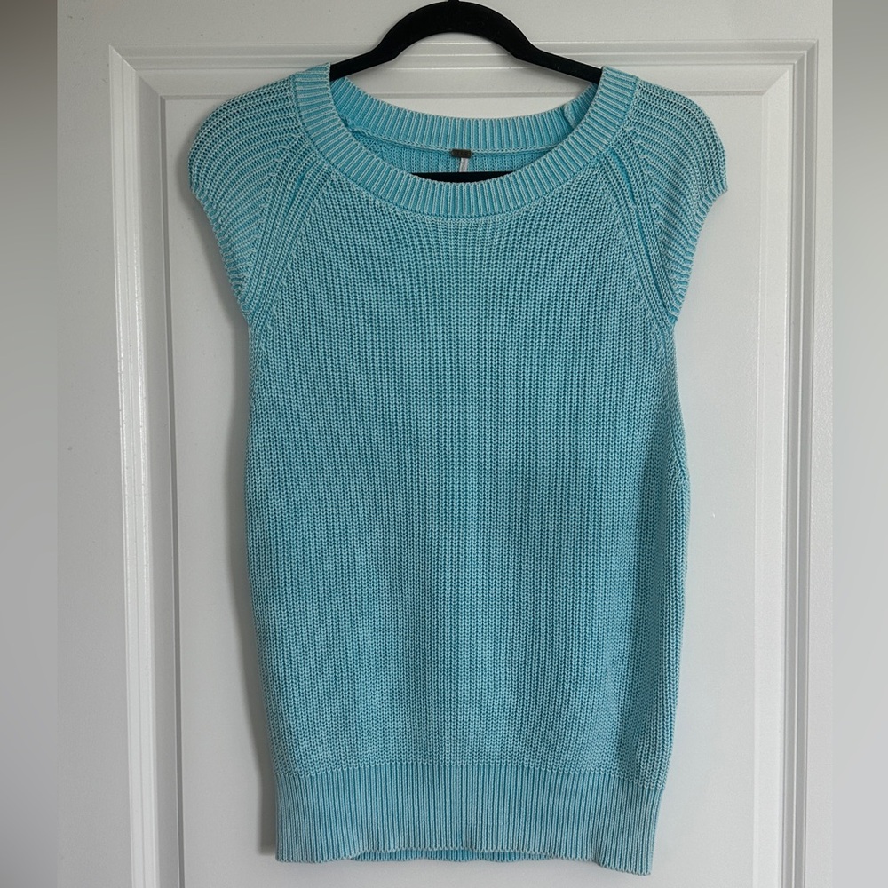 YFB Blue Knit Tank Sweater Boutique Top Size Medium NWT
